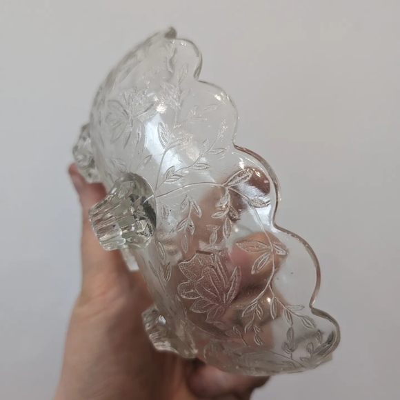 Magical glass dish - Picture 2 of 5